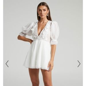 Showpo Akshia Dress - Brand New with Tags! Fits XS or S